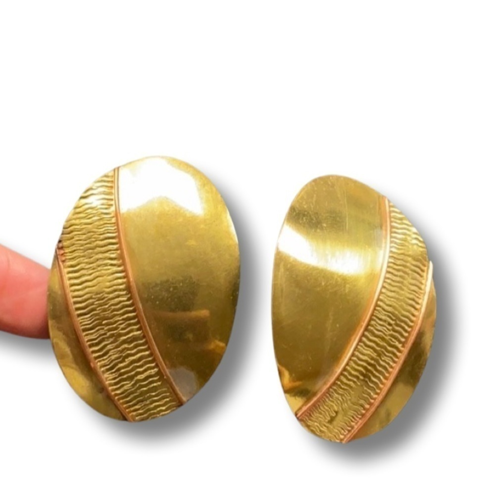 artist crafted vintage metal earrings